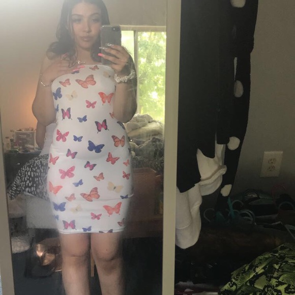 Mini butterfly dress 🦋💞 - Picture 2 of 4
